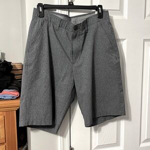 Mens Under Armour golf shorts
